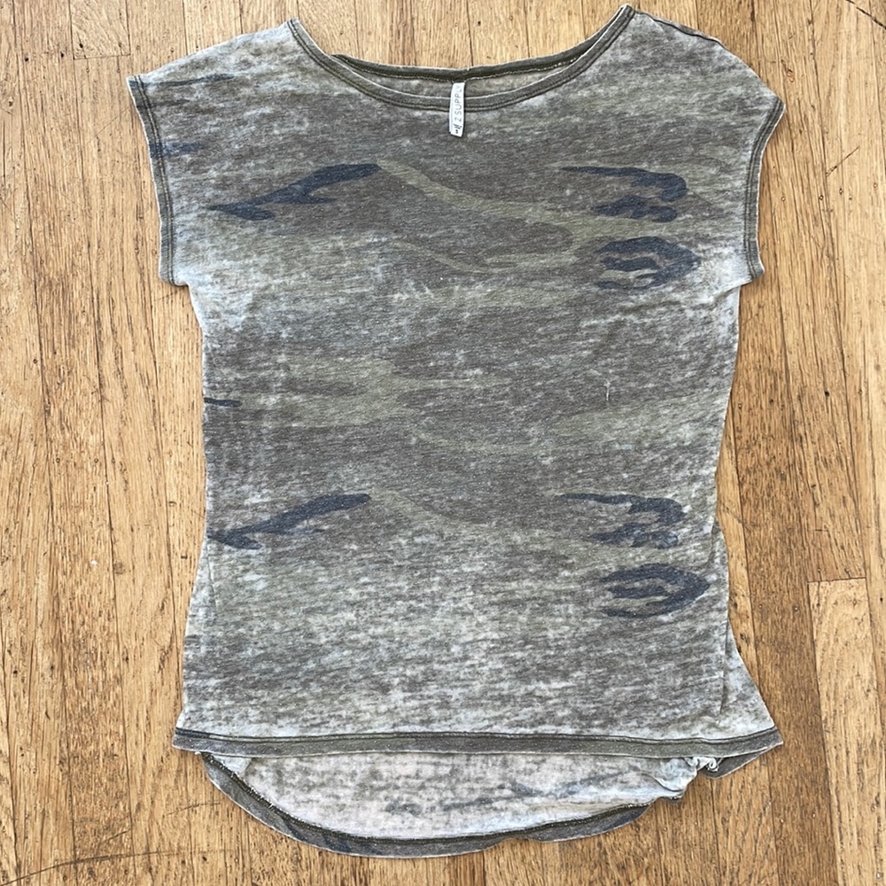 Zsupply camo tshirt size s